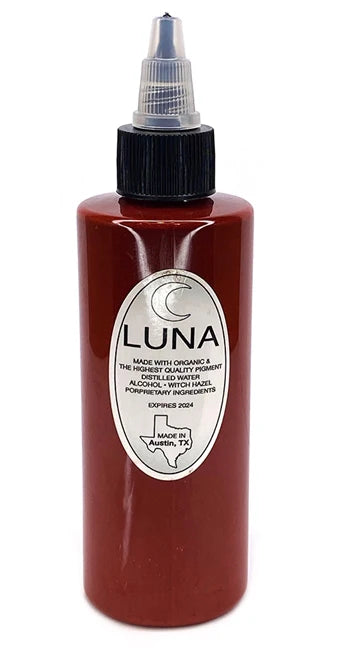 Luna Brown